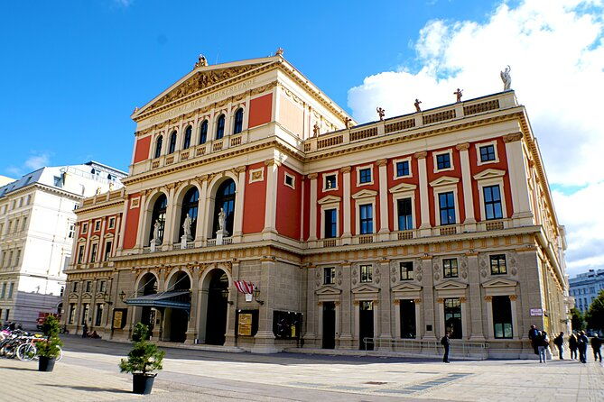 vienna-meet-strauss-life-private-guided-walking-tour