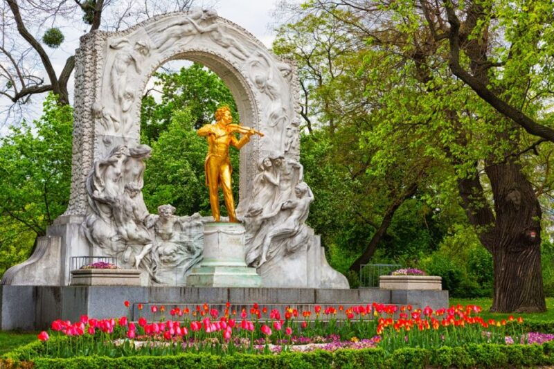vienna-meet-strauss-private-guided-walking-tour