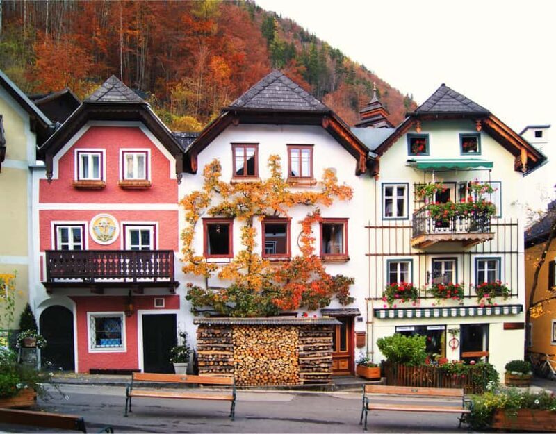 Vienna: Melk, Hallstatt, Salzburg and Mountains Lakes Tour - The Experience in Practice