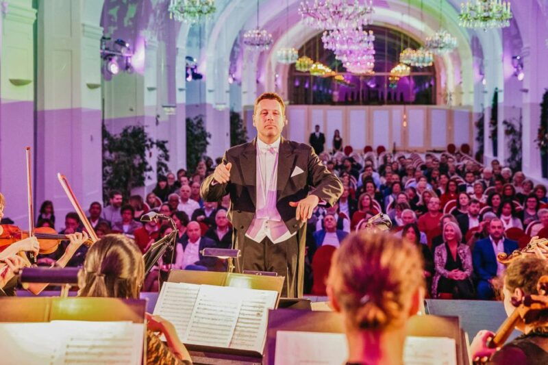 vienna-mozart-and-strauss-concert-in-schoenbrunn