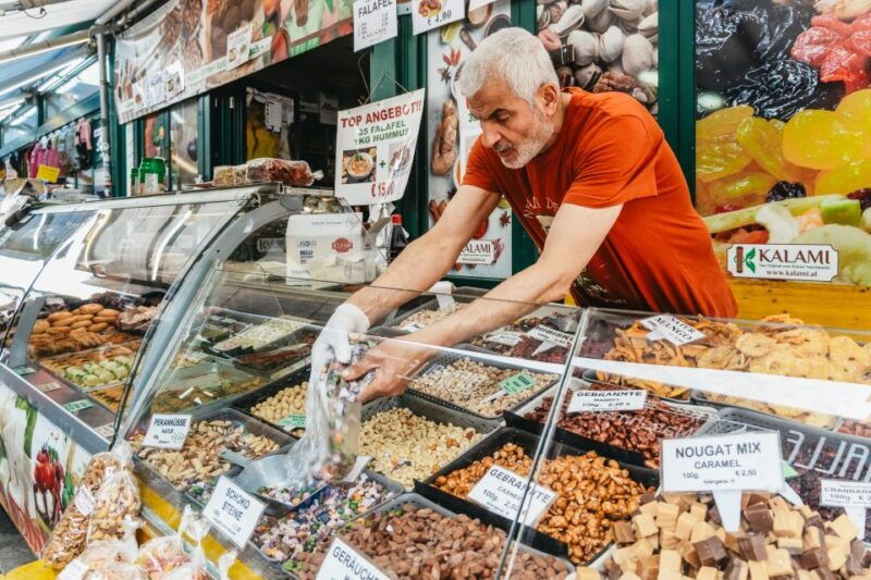 vienna-naschmarkt-food-tasting-tour