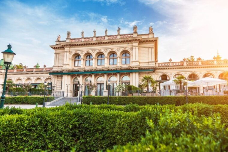vienna-old-town-highlights-private-walking-tour-3