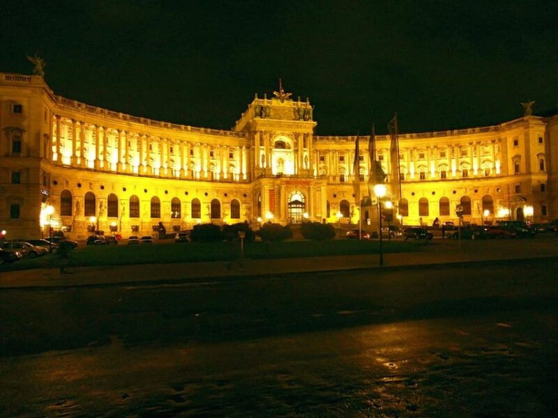 vienna-private-night-tour-with-local