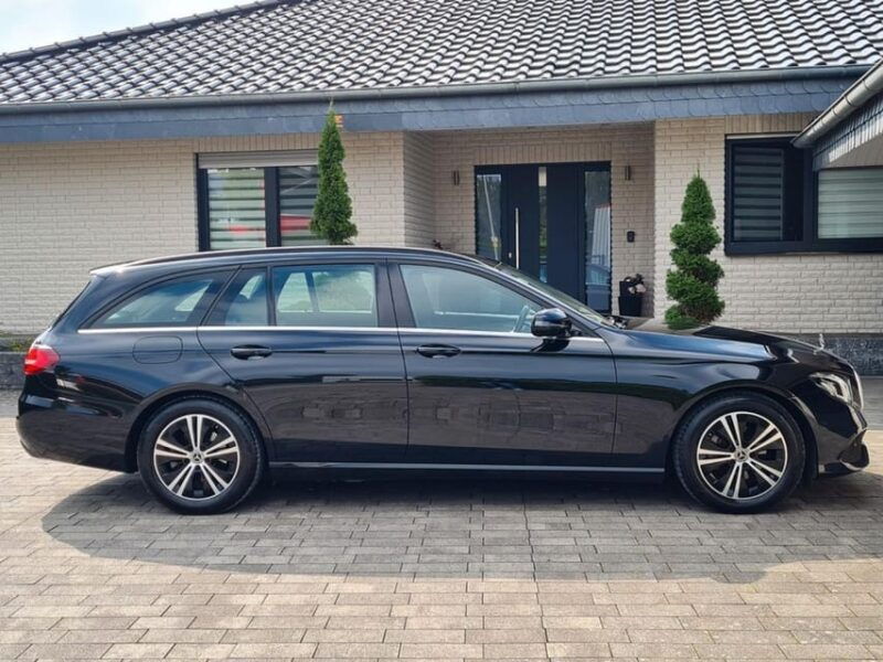 vienna-private-transfer-to-munich-with-stop-in-hallstatt