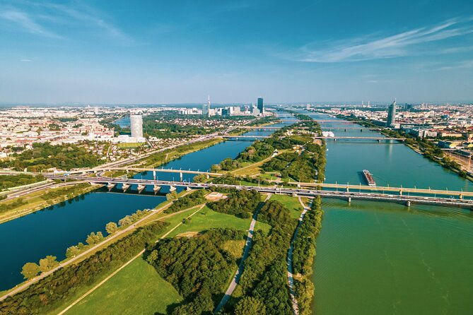 vienna-river-cruise-walking-tour-with-st-stephan-cathedral