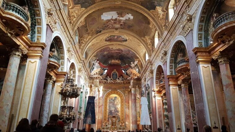 vienna-romantic-old-vienna-city-walk-and-wine-tasting