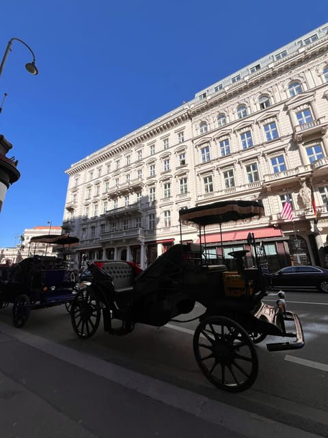 vienna-royal-e-carriage-sightseeing-tour-incl-prosecco