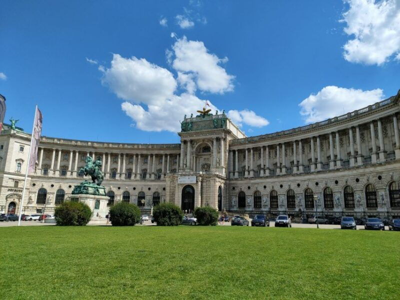 vienna-schonbrunn-palace-and-city-center-guided-tour