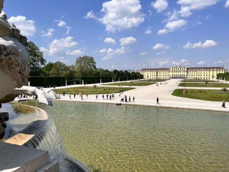 vienna-schonbrunn-palace-garden-skip-the-line-guided-tour