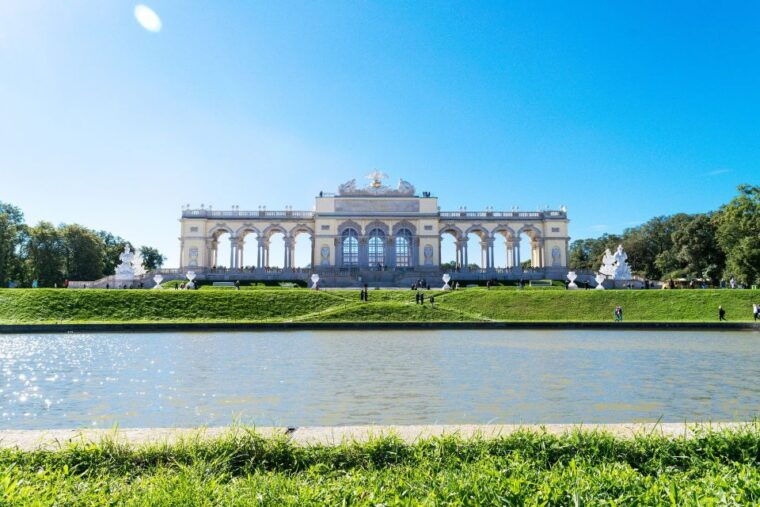 vienna-schonbrunn-palace-garden-skip-the-line-guided-tour
