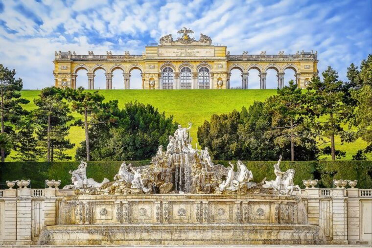vienna-schonbrunn-palace-gardens-skip-the-line-tour