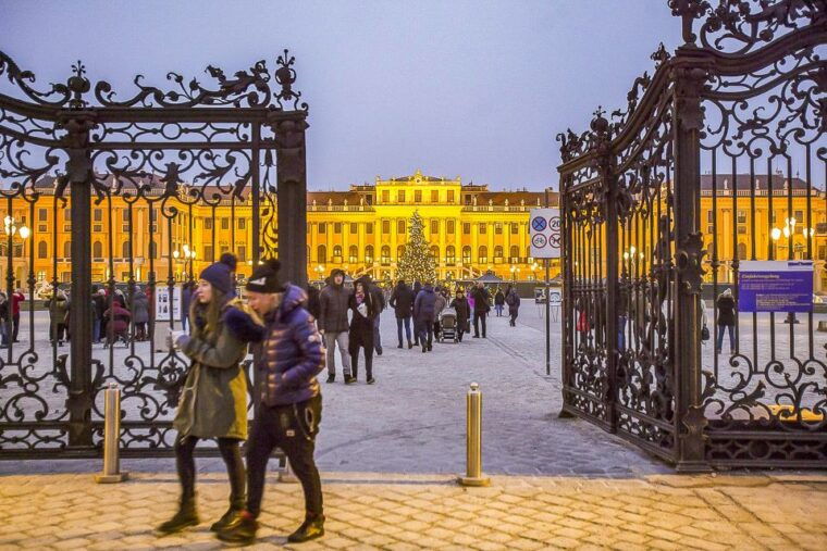 vienna-schonbrunn-palace-gardens-skip-the-line-tour