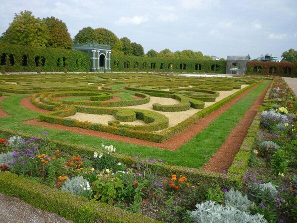 vienna-schonbrunn-palace-tour-at-7-pm-classical-concert