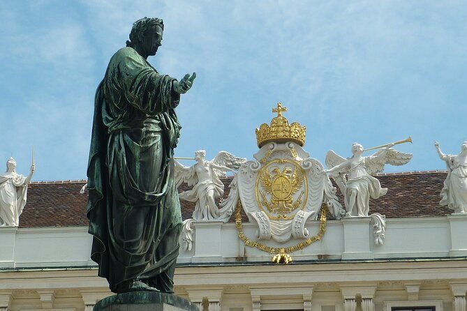 vienna-secrets-walking-tour-to-backyards-and-mysterious-locations