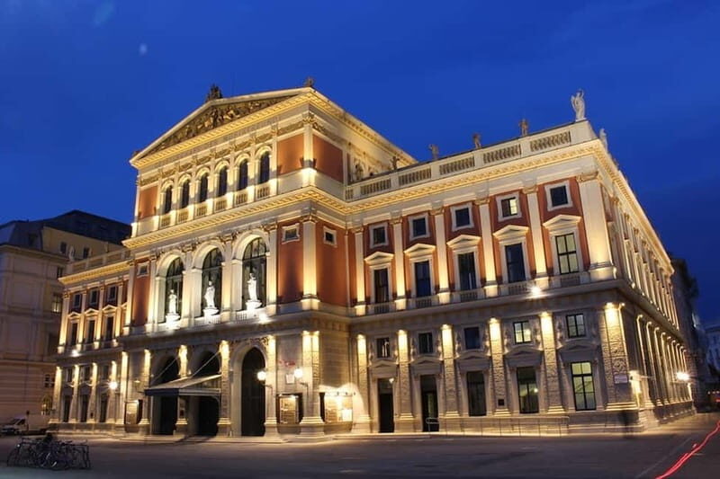 Vienna: Sightseeing Tour in an 8 seats electric classic car - FAQ