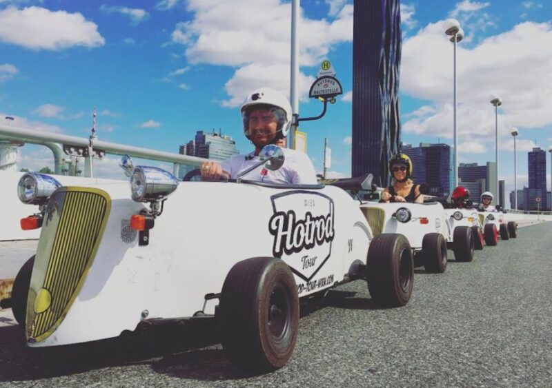 vienna-sightseeing-tour-in-hotrod