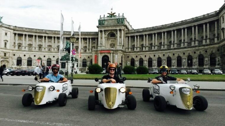 vienna-sightseeing-tour-in-hotrod