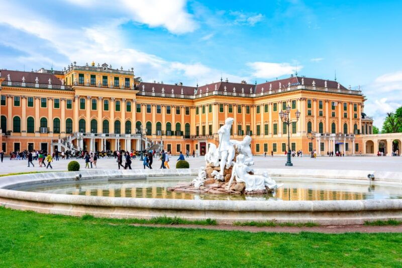 vienna-skip-the-line-schonbrunn-palace-and-gardens-tour