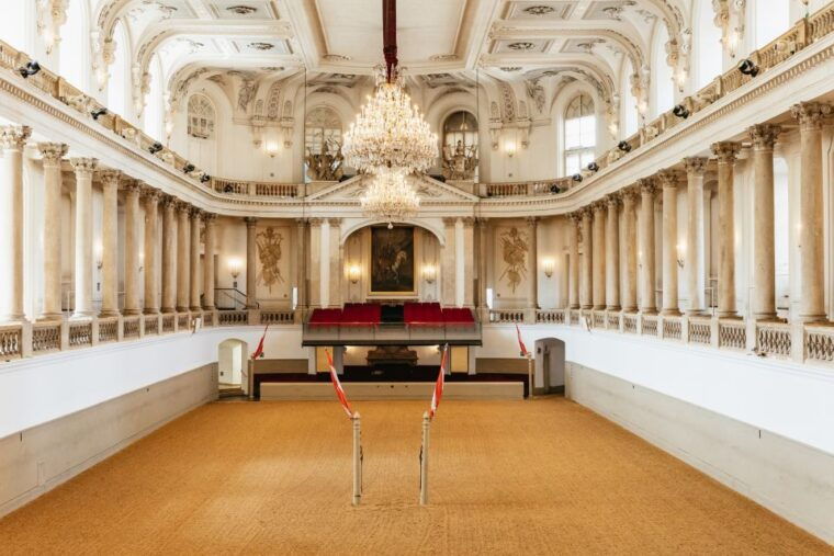 vienna-spanish-riding-school-guided-tour