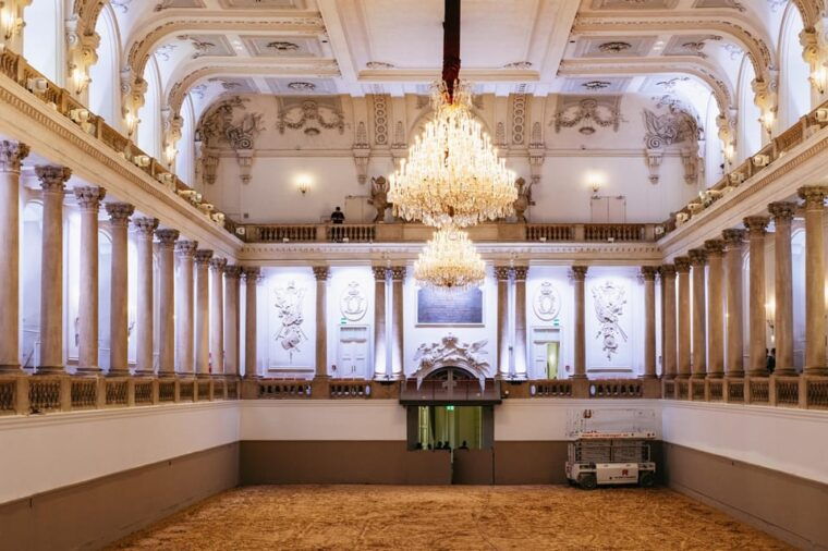 vienna-spanish-riding-school-stables-guided-tour