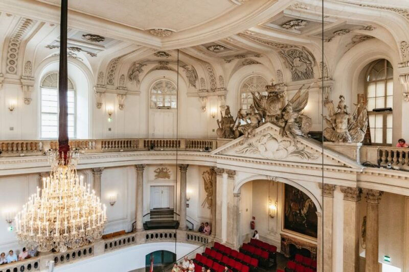 vienna-spanish-riding-school-training