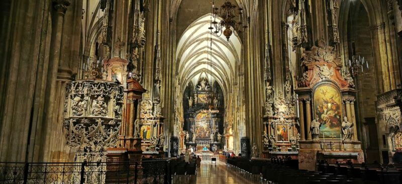 vienna-st-stephens-cathedral-and-city-walk