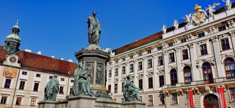 vienna-st-stephens-cathedral-and-city-walk
