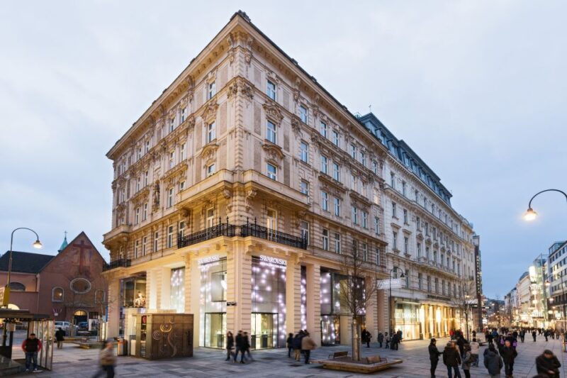 Vienna: Swarovski House Tour with Gift - The Optional Champagne Experience