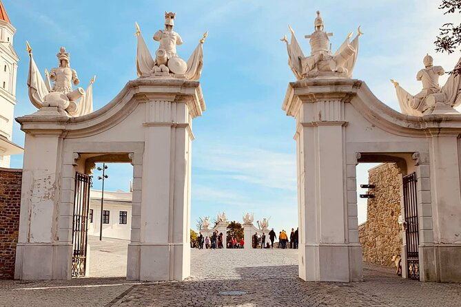 vienna-to-budapest-and-bratislava-private-1-day-tour-with-guides