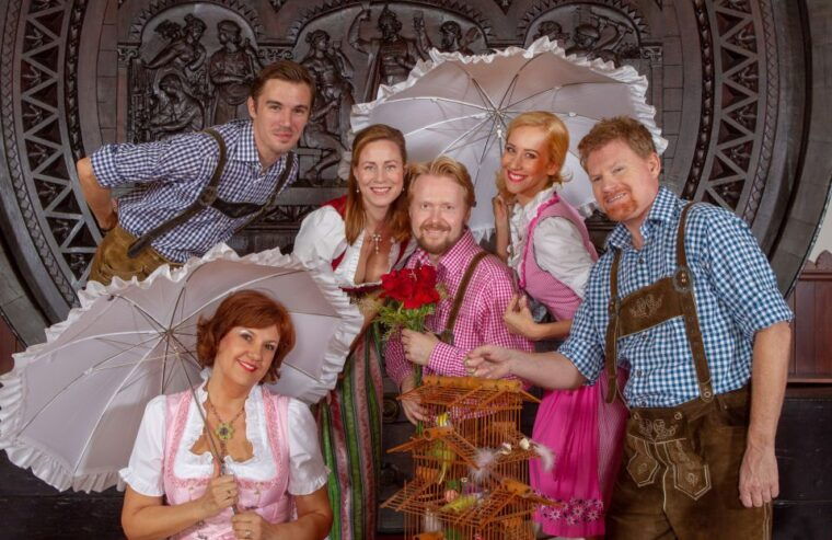 vienna-traditional-dinner-show-at-the-wiener-rathauskeller