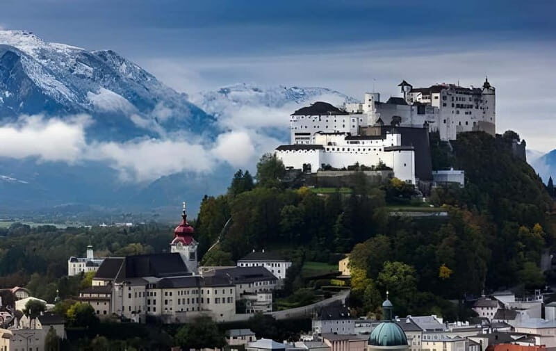 Vienna: Traunsee, Hallstatt, and Salzburg Day Tour - Authentic Experiences and Common Praise