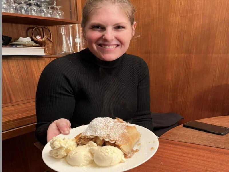 vienna-wiener-schnitzel-and-strudel-cooking-class