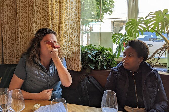 vienna-woods-wine-tour-wines-vines-good-times