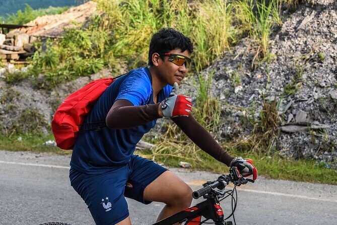 Vientiane by Bike Full-Day Private Tour with Buddha Park - Final Thoughts: Who Will Love This Experience?