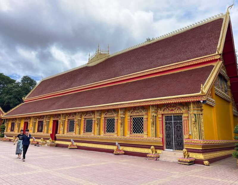 vientiane-ig-tour-patuxay-monument