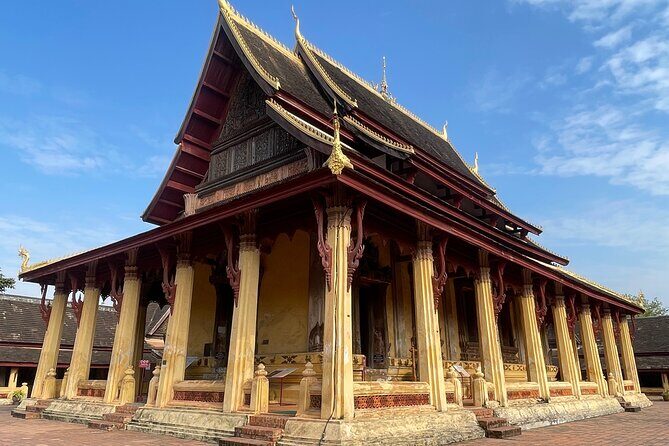 Vientiane Landmarks and Cultural Immersion Tour - Key Points