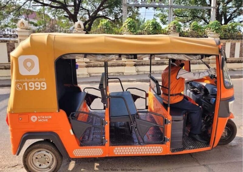 Vientiane: Private City Tour by EV TukTuk with Guide - Key Points