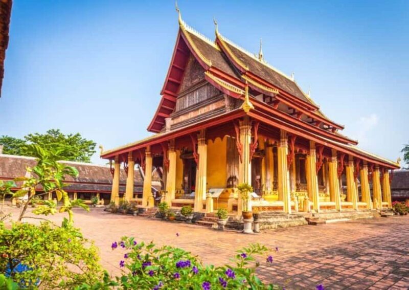 Vientiane: Private City Tour by EV TukTuk with Guide - The Itinerary: What to Expect