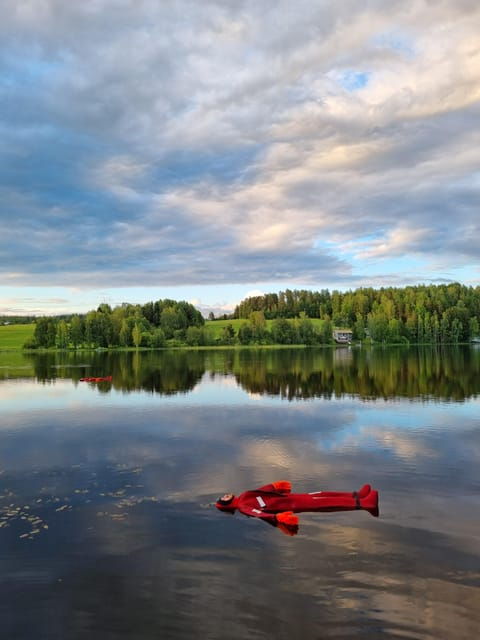 vierumaki-heinola-lake-floating-experience