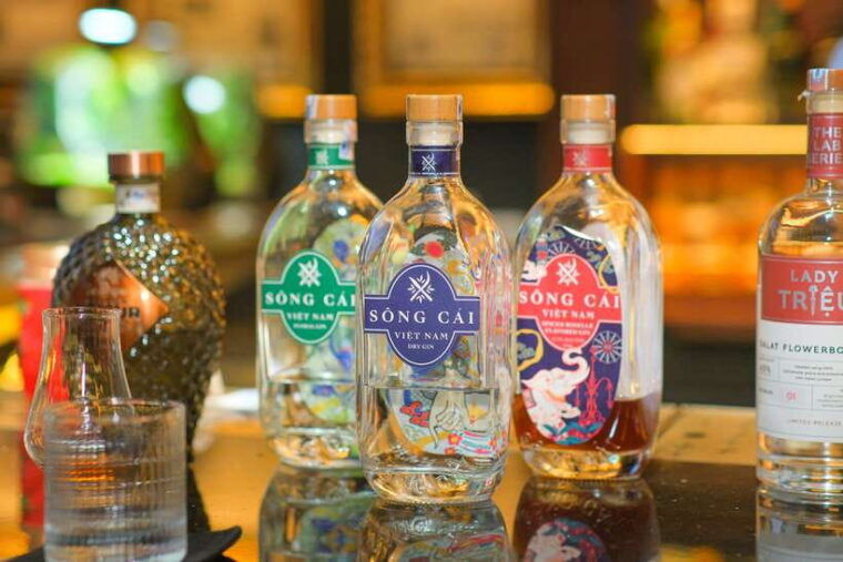 vietnam-gin-tasting-experience-with-ministry-social-club