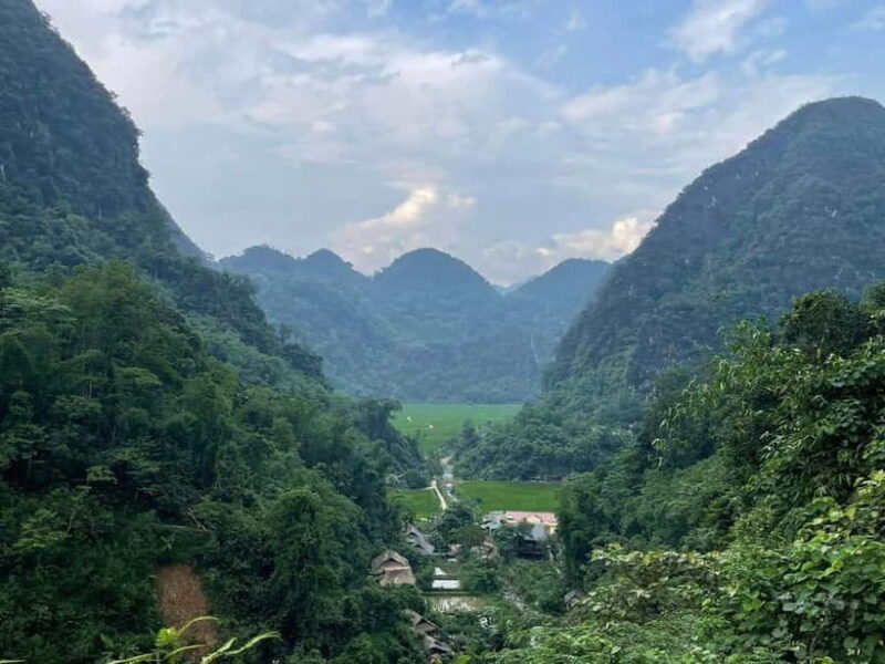 Vietnam Northwest Cycling Adventure Tour 12 Days - Exploring Cuc Phuong to Phu Luong