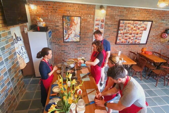Vietnamese Cooking Class with Local Family in Hue - Key Points