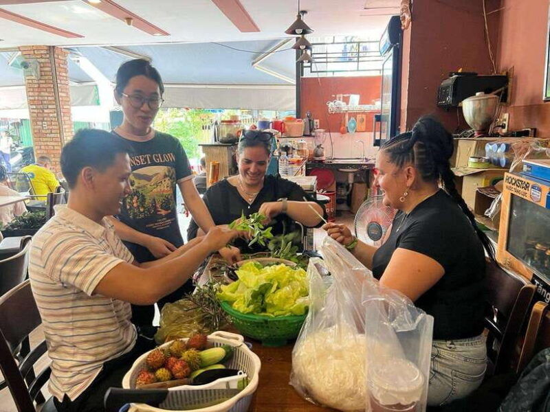 vietnamese-cuisine-cooking-private-private-tour-in-da-nang