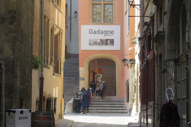 vieux-lyon-cultural-historical-walking-guided-tour-english