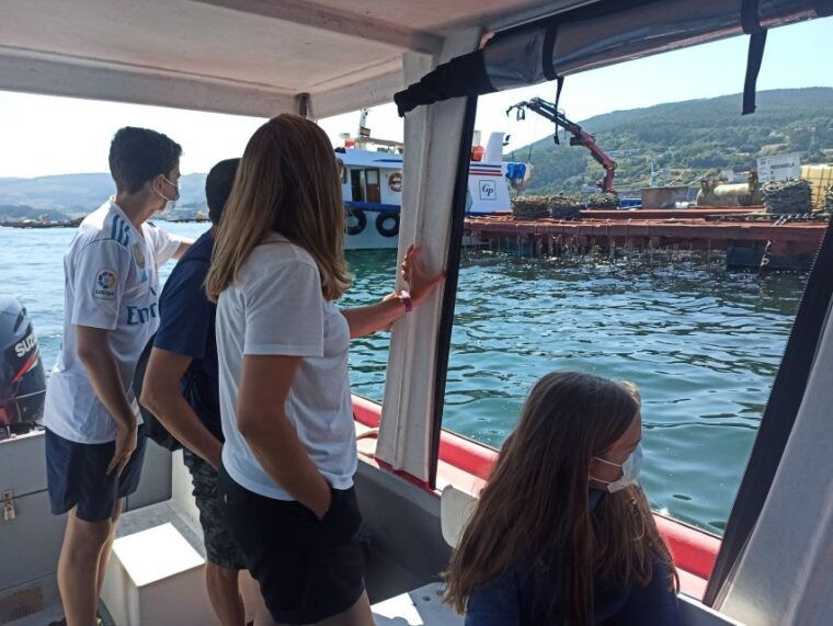 vigo-bay-of-san-simon-mussel-farming-tour