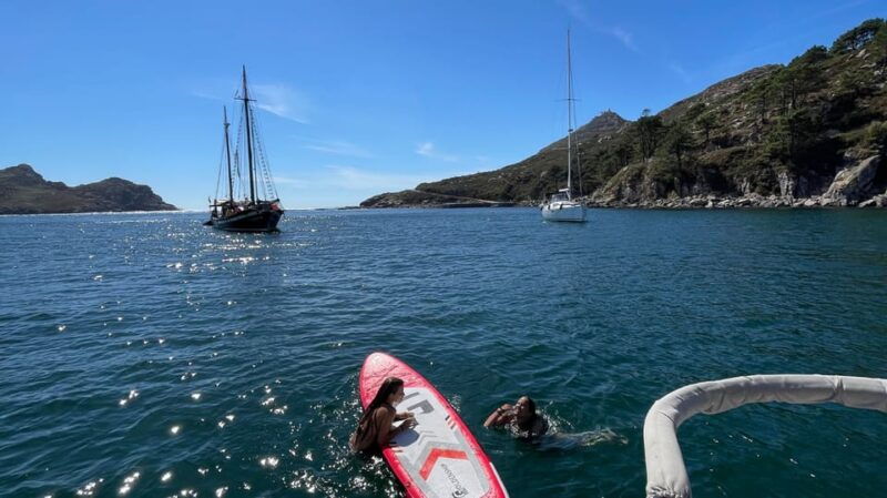 vigo-cies-islands-sailboat-excursion-with-skipper