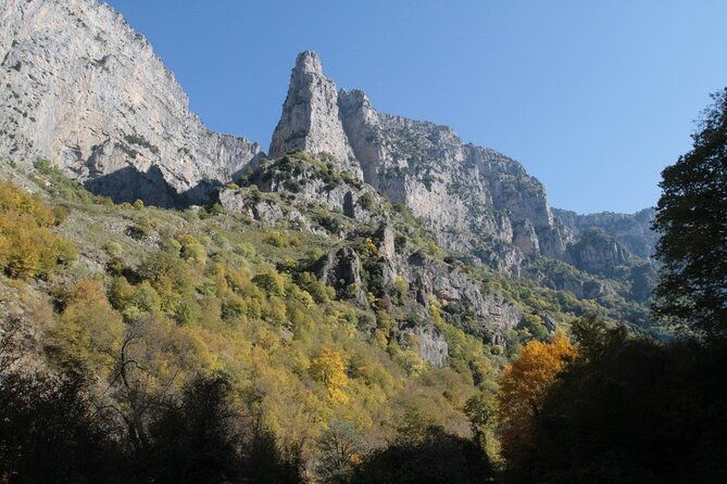 vikos-gorge-crossing-hiking-from-monodentri-to-vikos-village