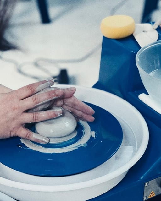 vila-real-pottery-workshop-with-daniel-and-micael