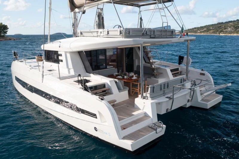 vilamoura-algarve-half-day-private-catamaran-charter