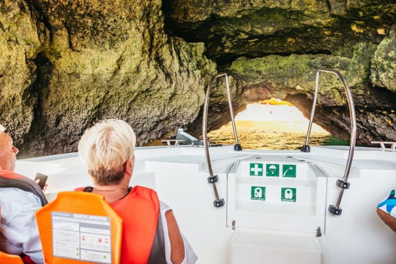 vilamoura-benagil-cave-boat-tour-with-entry
